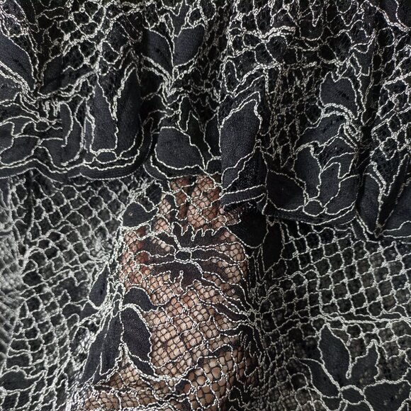 Zara Long Sleeve Lace Top XS Goth Floral Shoulder Overlay Black White Romantic - Picture 8 of 8